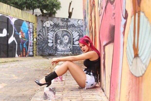 Mc Cristal volta ao Beco do Batman, Zona oeste de São Paulo, onde gravou o clipe de sua música "Quem pode, pode" (Foto: Iwi Onodera / EGO) Mc Cristal