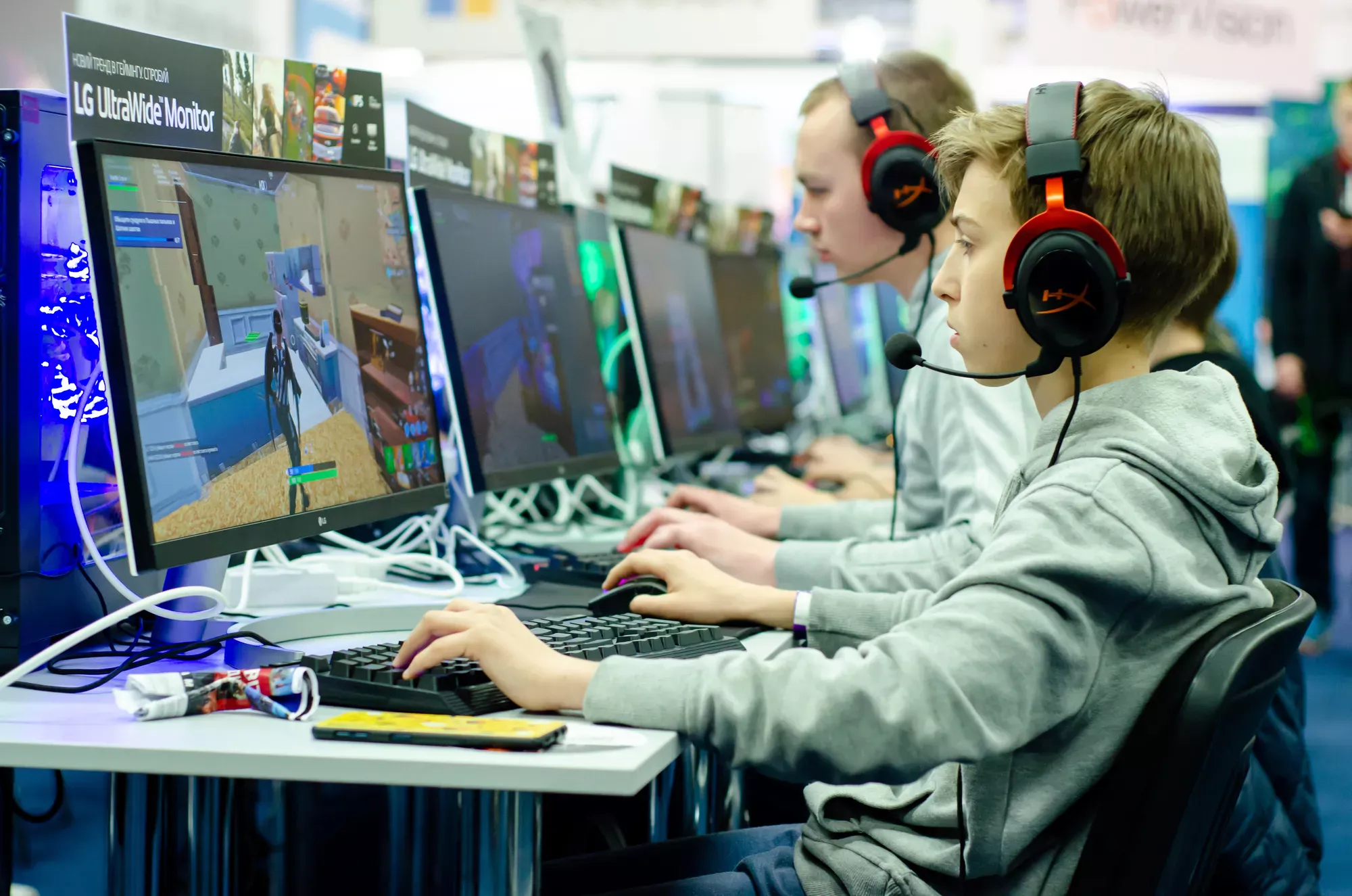 Dá para jogar jogos LAN pela internet em 2026? Guia Radmin VPN, ZeroTier e GameRanger 1 Jogo em lan