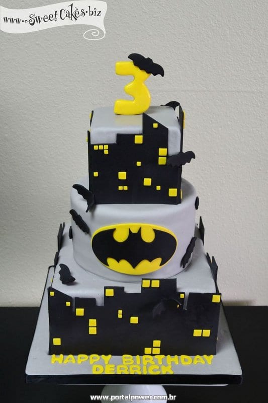 Bolo Batman Pasta Americana 18