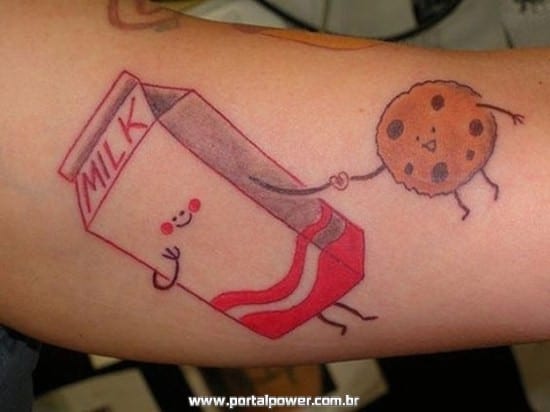 Tatuagem de cookies e leite Tatuagem alimentos