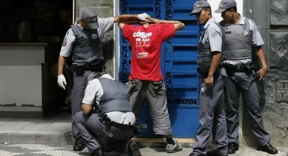 Enquadro Policia