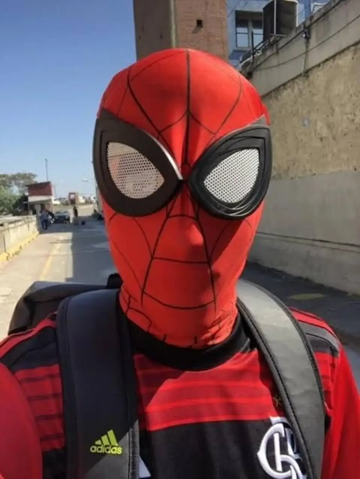 Homem Aranha nao tenho casa