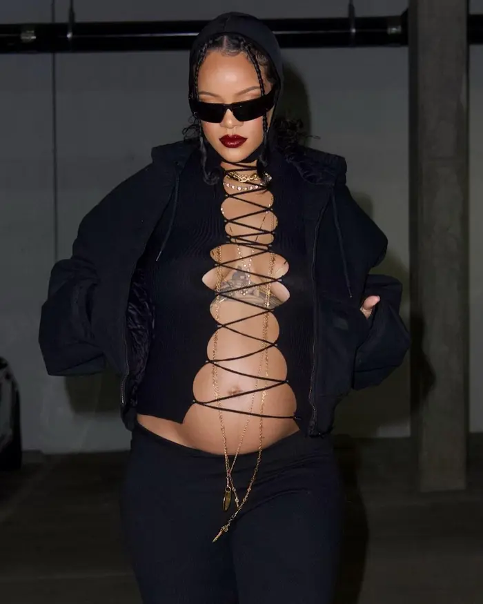 Rihanna gravida Rihanna gravida
