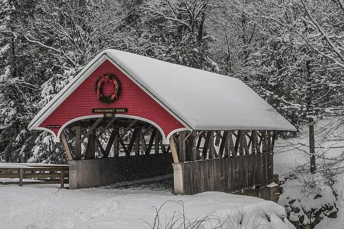 Ponte coberta de Neve