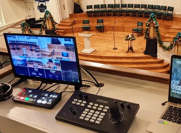 camera PTZ em igreja