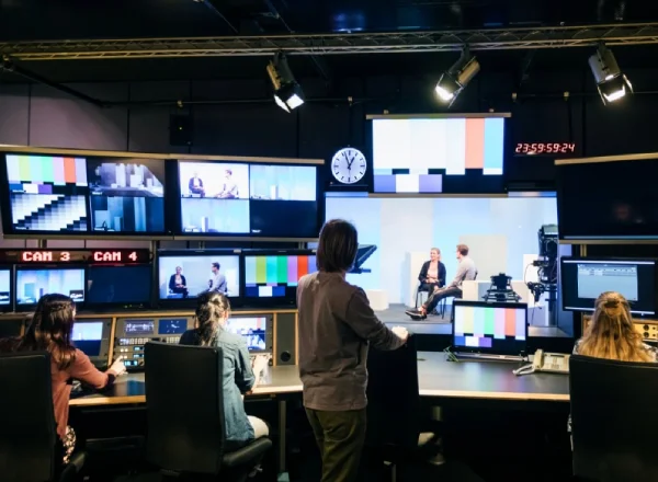 pTZ BROADCAST STUDIO